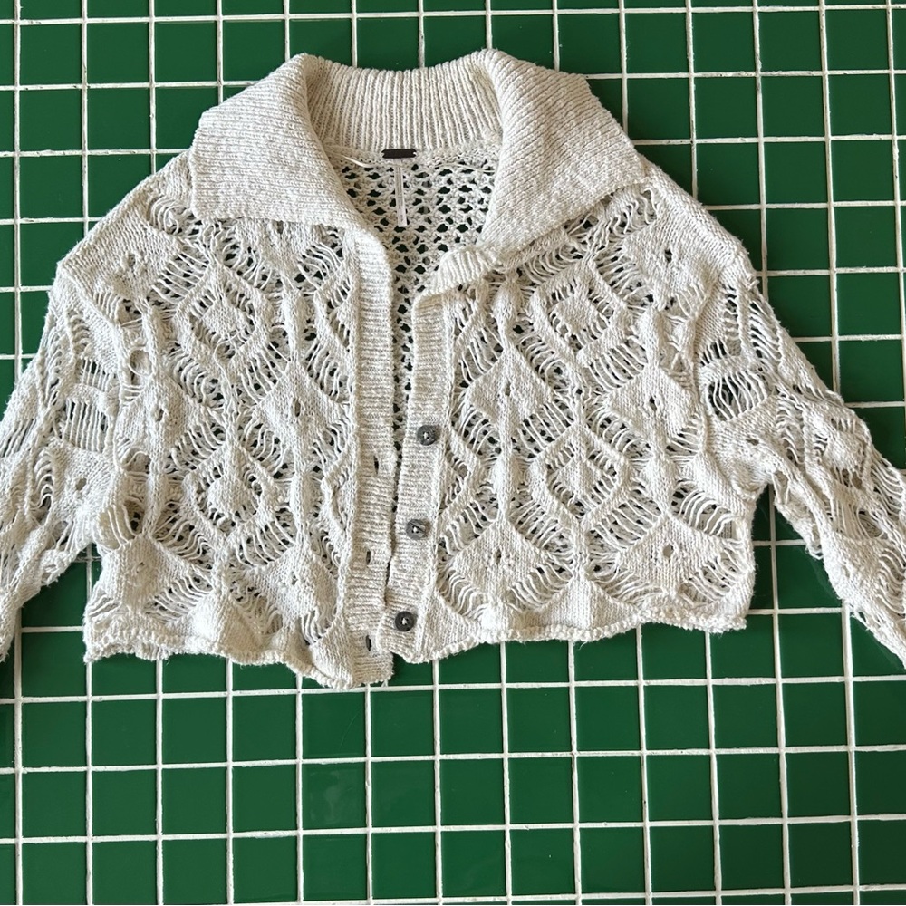 Elegant Cream Knit Women's Sweater